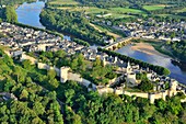 Frankreich, Indre et Loire, Loire-Tal, von der UNESCO zum Weltkulturerbe erklärt, Chinon (Luftaufnahme)