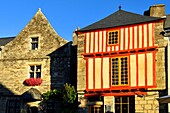 Frankreich, Morbihan, Rochefort en Terre, gekennzeichnet als les plus beaux villages de France (Die schönsten Dörfer Frankreichs), Place du Puits