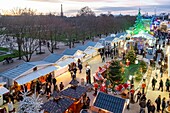 Frankreich, Paris, Tuileriengarten, der Weihnachtsmarkt