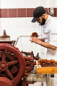 France, Rhone, Lyon, chocolaterie Bernachon, preparation of the President cake