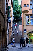 Frankreich, Rhone, Lyon, 5. Arrondissement, Altstadt von Lyon, historische Stätte, die zum Weltkulturerbe der UNESCO gehört, rue de la Loge, Ecke rue Juiverie