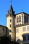 Frankreich, Rhone, Lyon, 5. Arrondissement, Altstadt von Lyon, historische Stätte, die von der UNESCO zum Weltkulturerbe erklärt wurde, Avenue Adolphe Max, Stadtbibliothek, Kathedrale Saint John im Hintergrund