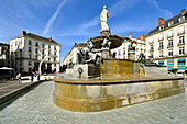 France, Loire Atlantique, Nantes, Place Royale and fountain
