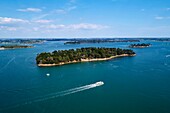 France, Morbihan, Gulf of Morbihan, Regional Natural Park of the Gulf of Morbihan, Baden, Island of er Runio (aerial view)