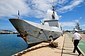 Frankreich, Var, Toulon, der Marinestützpunkt (Arsenal), die Fregatte La Fayette (F710) der französischen Marine