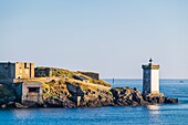 Frankreich, Finistere, Le Conquet, Halbinsel Kermorvan, Leuchtturm von Kermorvan aus dem Jahr 1849