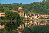 Frankreich, Correze, Dordogne Tal, Beaulieu sur Dordogne, Büßerkapelle am Ufer der Dordogne