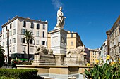 Frankreich, Corse du Sud, Ajaccio, die Statue von Napoleon Bonaparte auf dem Foch-Platz