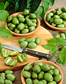 Actinidia arguta Weiki- kiwi