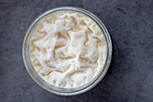 Milchkruste durch Kefirkultur