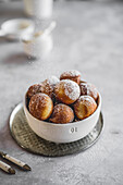 Mini donuts with icing sugar