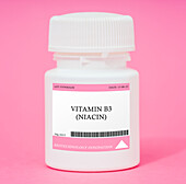Container of vitamin B3 niacin