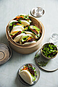 Bao Buns mit Schweinebauch