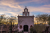 Detail der Totenkapelle der Mission San Xavier del Bac in Tucson, Arizona