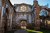 Monasterio de Piedra (Steinkloster), in einem Naturpark in Nuevalos, Zaragoza, Spanien