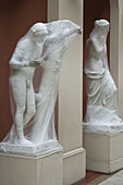 Marmorstatuen, geschützt durch Luftpolsterfolie, Nationalmuseum der Schönen Künste; Rio De Janeiro, Brasilien