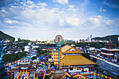 Der farbenfrohe Kek Lok Si-Tempel; Penang, Malaysia