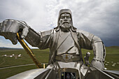 Reiterstatue von Dschingis Khan, entworfen von Bildhauer D. Erdenebileg und Architekt J. Enkhjargal, Tsonjin Boldog, Provinz Tv?v, Mongolei
