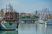 Blick auf Boote und Kanal von Rimini, Rimini, Emilia-Romagna, Italien, Europa