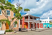 Old buildings in the historic King's Square, St. George's, original capital of the island, UNESCO World Heritage Site, Bermuda, Atlantic, North America