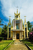 Yohanes Kirche auf dieser christlichen, korallengesäumten Ferieninsel und Tauchziel, Insel Bunaken, Sulawesi, Indonesien, Südostasien, Asien