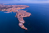 Aerial shot of Syracuse and the old city on the island of Ortigia at dawn, UNESCO World Heritage Site, Syracuse province, Ioanian sea, Sicily, Italy, Mediterranean, Europe