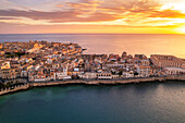 Aerial morning view of the old and fortified town Syracuse, UNESCO World Heritage Site, Ortigia island, Syracuse province, Ioanian sea, Sicily, Italy, Mediterranean, Europe