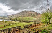 Rydal Water, 2 km lang und über 15 Meter tief, Lake District National Park, UNESCO-Weltkulturerbe, Cumbria, England, Vereinigtes Königreich, Europa