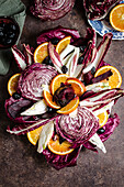 Salat aus Radicchio, roten Orangen und Roter Bete