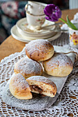 Krapfen mit Schokofüllung