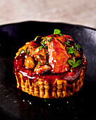 Vol-au-vent "Marsan" with lobster, poultry and sweetbreads