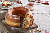 Yeast bundt cake with cocoa filling