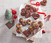 Chocolate shortbread with glaze and pistachios