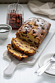 Cherry cake with dried cherries