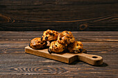 Oat biscuits with sultanas