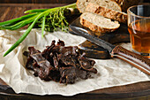 Dried venison with wholemeal bread
