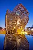France, Paris, Bois de Boulogne, the Louis Vuitton Foundation by architect Frank Gehry