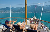 Schweiz, Kanton Waadt, Montreux, Besuch der Riviera auf einem Boot, klassisches Paddeln
