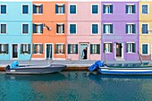 Italien, Venetien, Venedig auf der Liste des UNESCO-Welterbes, Insel Burano, Burano, bunte Häuser