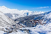 France, Savoie, Vanoise massif, valley of Haute Tarentaise, Les Arcs 2000, part of the Paradiski area, view of the Mont Blanc (4810m) and La Rosiere resort (aerial view)