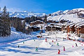 Frankreich, Savoyen, Valmorel, Tarentaise-Tal, Massiv der Vanoise, Blick auf den Cheval Noir (2832m) seit dem Kindergarten