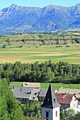 Frankreich, Hautes Alpes, Haut Champsaur, Ancelle, Dorf Chateau d'Ancelle, Kirche Sainte Catherine