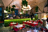 Italien, Toskana, Florenz, historisches Zentrum, das von der UNESCO zum Weltkulturerbe erklärt wurde, Oltrarno, vegetarisches Restaurant L'OV