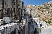 Italien, Toskana, Carrara Massa, Apuanische Alpen, ein alter Marmorsteinbruch an der Straße nach Castelnuovo