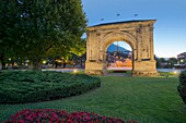 Italy, Aosta Valley, the city of Aoste, twilight on the historic center, Auguste's arc