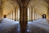 Frankreich, Calvados, Caen, die Abbaye aux Hommes (Männerabtei), der Kreuzgang und die Kirche Saint-Etienne