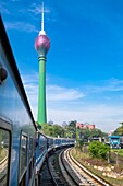 Sri Lanka, Colombo, Stadtteil Fort, Bahnhof Colombo Fort und Lotus Tower