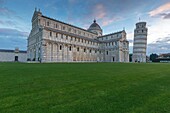 Italy, Tuscany, Pisa, Piazza dei Miracoli listed as World Heritage by UNESCO, Notre Dame de l'Assomption cathedral and Pisa tower