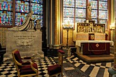 France, Paris, area listed as World Heritage by UNESCO, ile de la Cite, Notre-Dame Cathedral, chapel of the ambulatory, Mgr. Pierre de Condi's monument