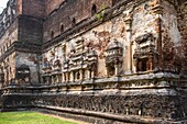 Sri Lanka, nördliche Zentralprovinz, archäologische Stätte von Polonnaruwa, UNESCO-Weltkulturerbe, Alahana-Pirivena-Komplex, Lankatilaka-Vihara-Tempel